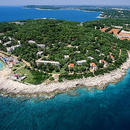 Villa Sleeps 6 With Wifi
