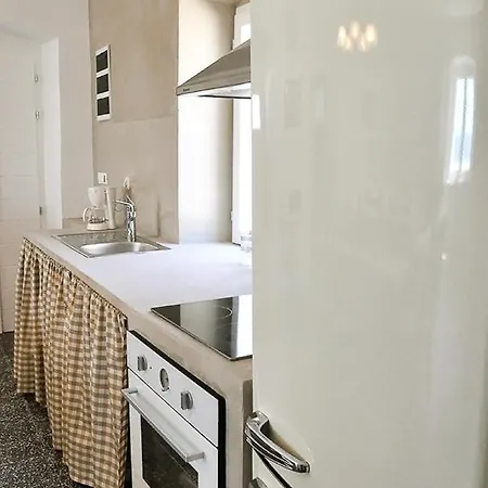 Sleeps 6 With Wifi * 프예스차나 우발라